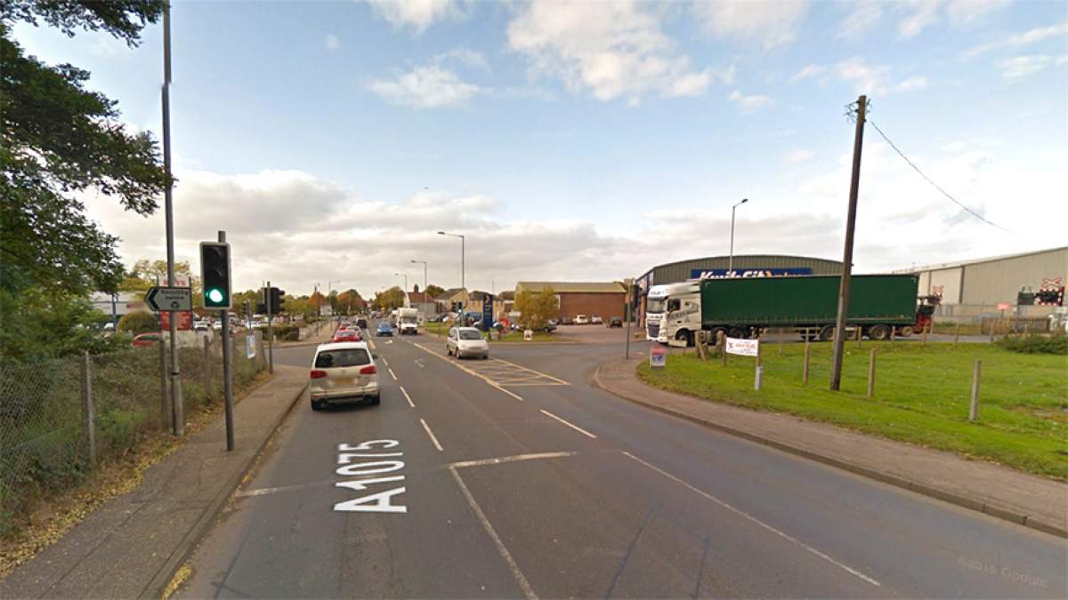 Travelling along the B1135 Yaxham Road, at the roundabout take the first exit. Continue under the bridge and take the first right turn on to Greens Road.&nbsp;<span style="font-size: 12.6px; line-height: 15.12px;">The store is easily visible on the second turning right.</span>