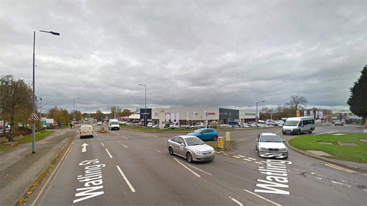 Coming off the A5 onto Watling Street, continue straight through the High Street and take the next turning on your right onto Bilton Road.&nbsp;