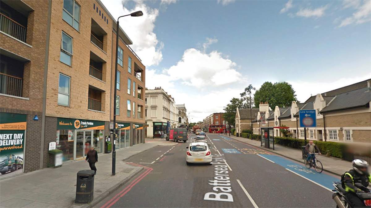 Travelling on Battersea Park Road, the store is on the left before you reach the junction with Battersea Bridge Road and Latchmere Road.