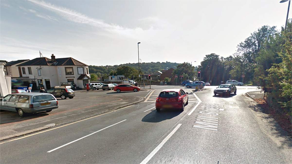 From Mill Street heading towards the railway line, turn left at the crossroads onto A23 Brighton Road. The store will be on your left.