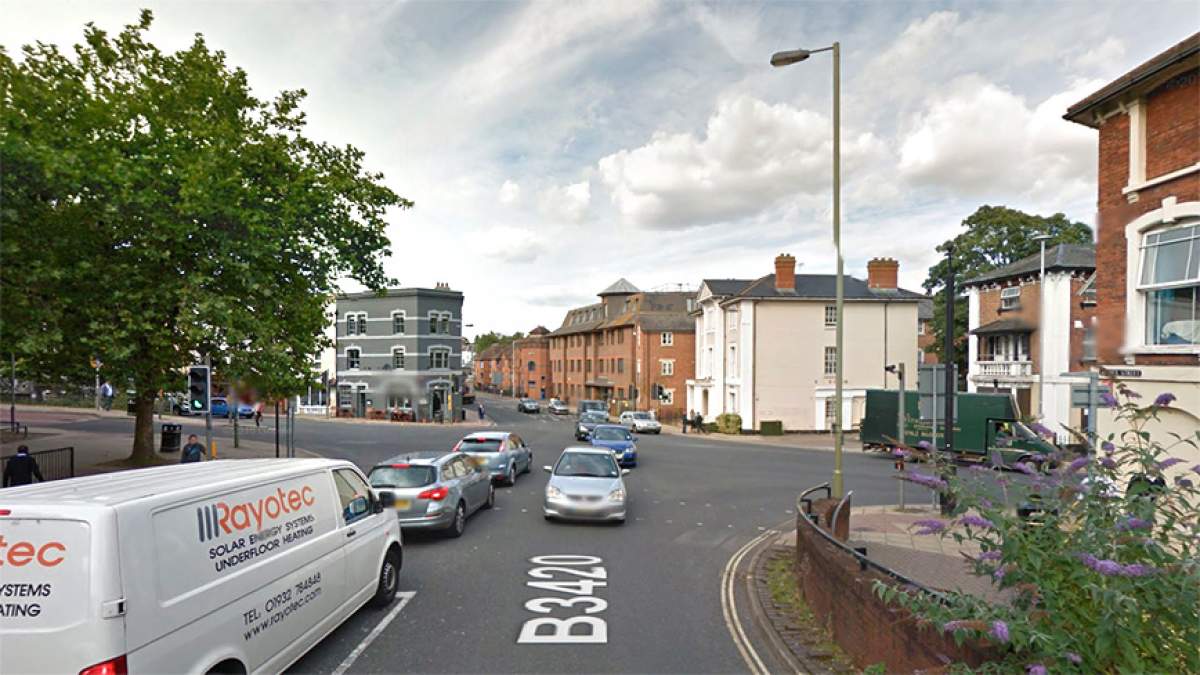 <div>Head north on Sussex St/B3420 towards Station Hill. Continue to follow B3420. The store will be on the left.</div>