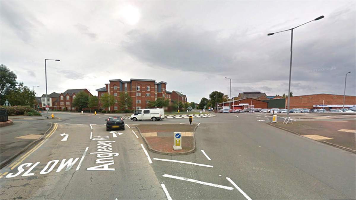 Head south on Anglesey Road, at the roundabout take the first exit onto Dale Street and the store is located on the left.