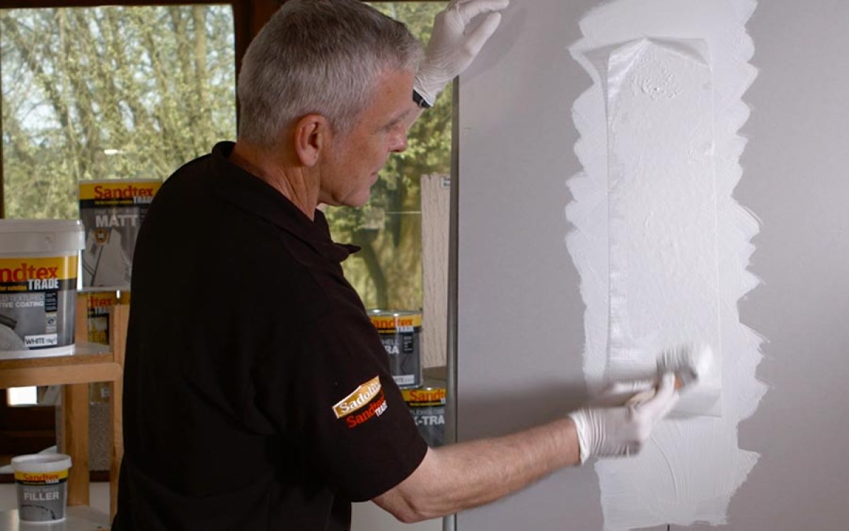'This Is Sandtex Trade' looks at a range of exterior problems.