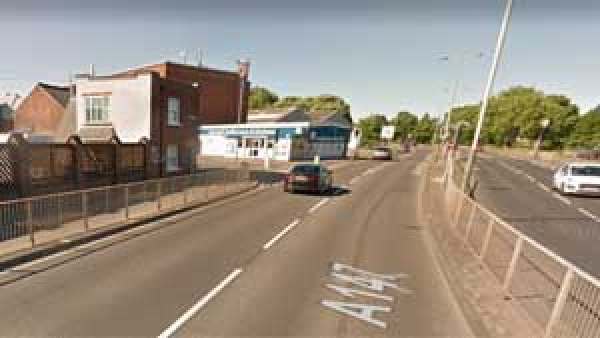 Travelling north around the outskirts of Norwich city centre on the A147, turn left on to Heigham Street.