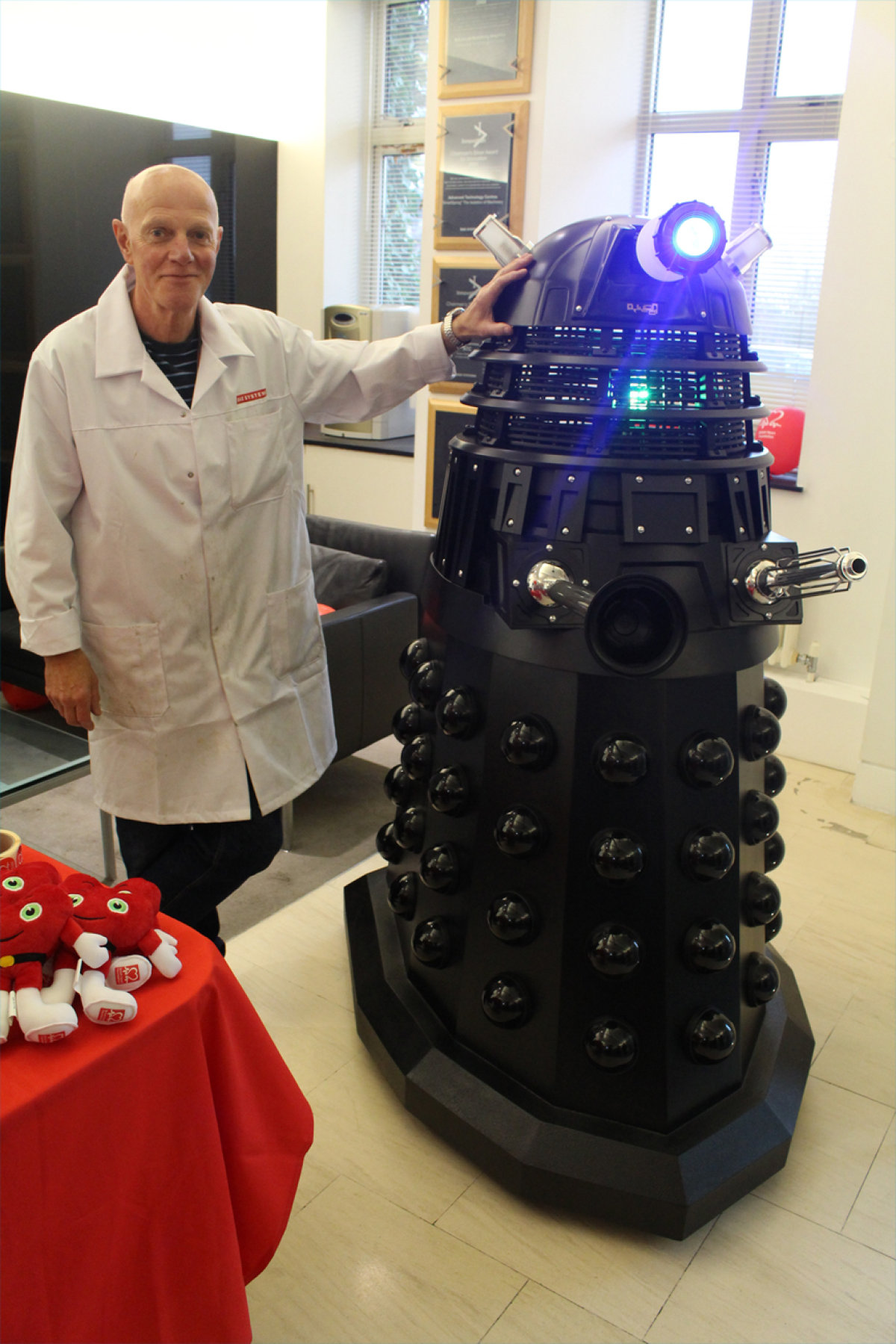 Robin and Sargon the Dalek