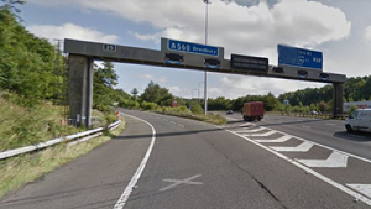<span style="">Travelling north east on the M60, take exit 25 to
follow the A560 across two roundabouts</span>