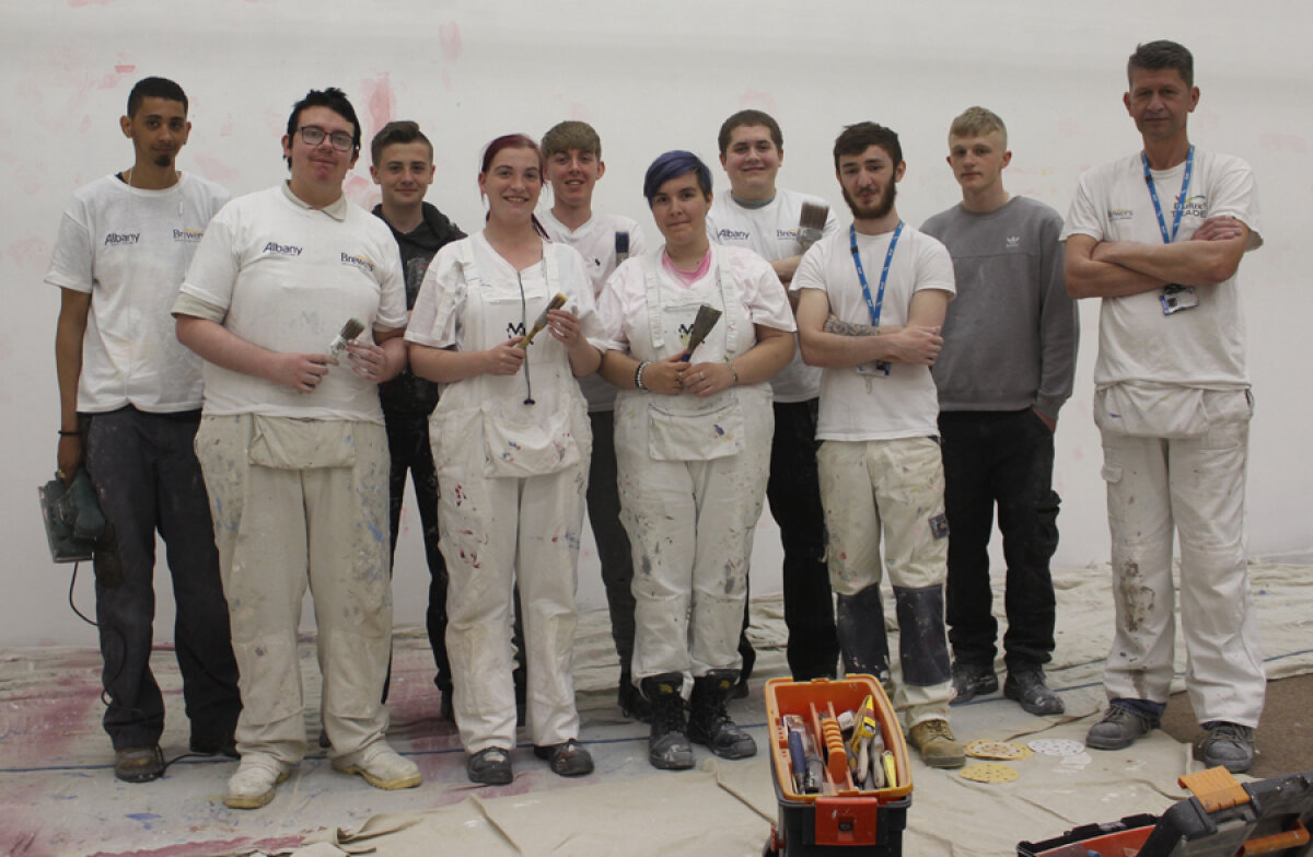 MK College Students Decorate Local Library