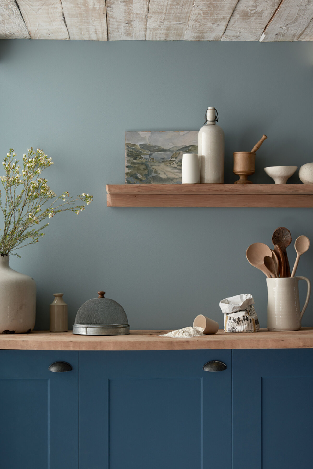 Winter Garden walls & Puddling cupboards