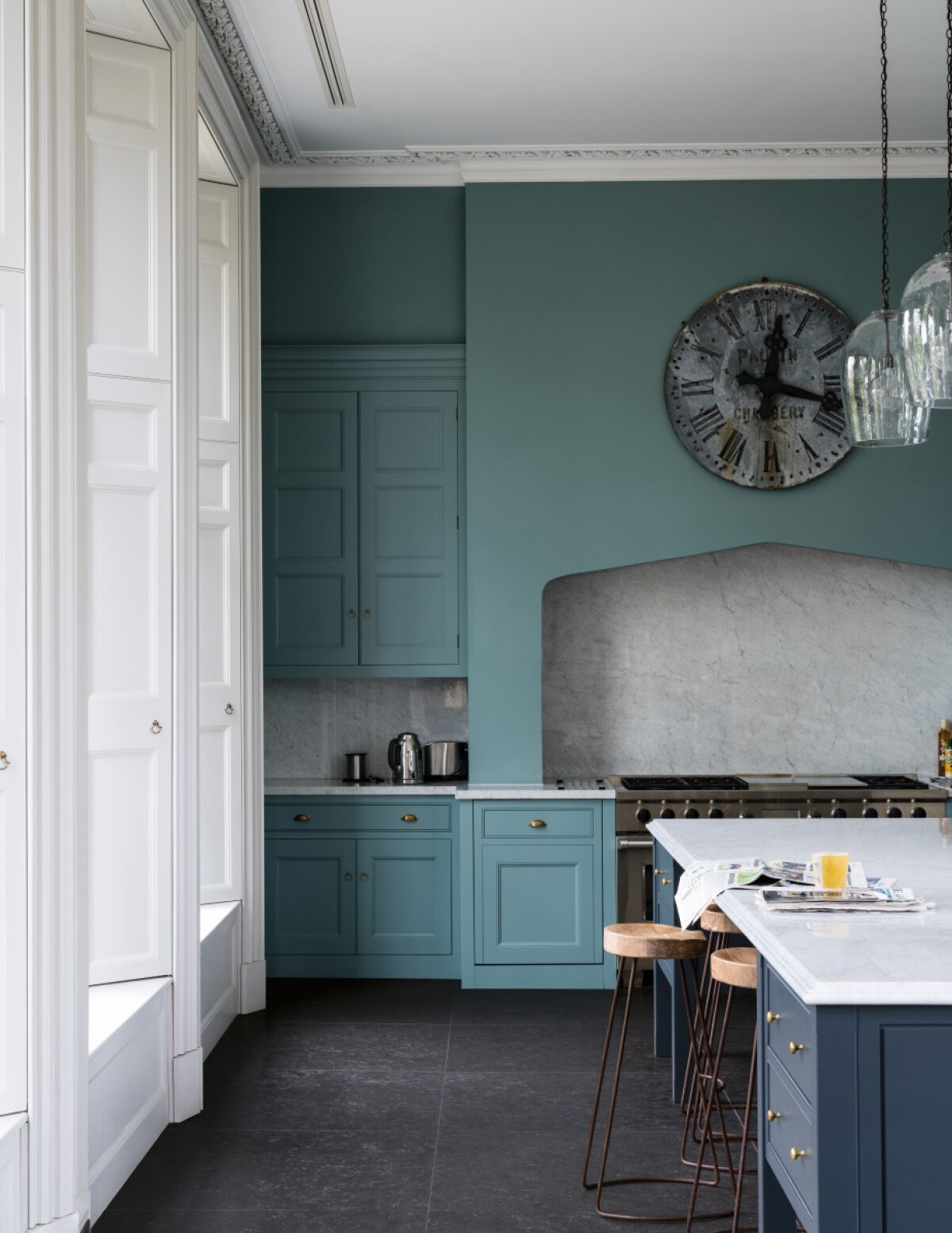 Farrow and Ball Modern Emulsion