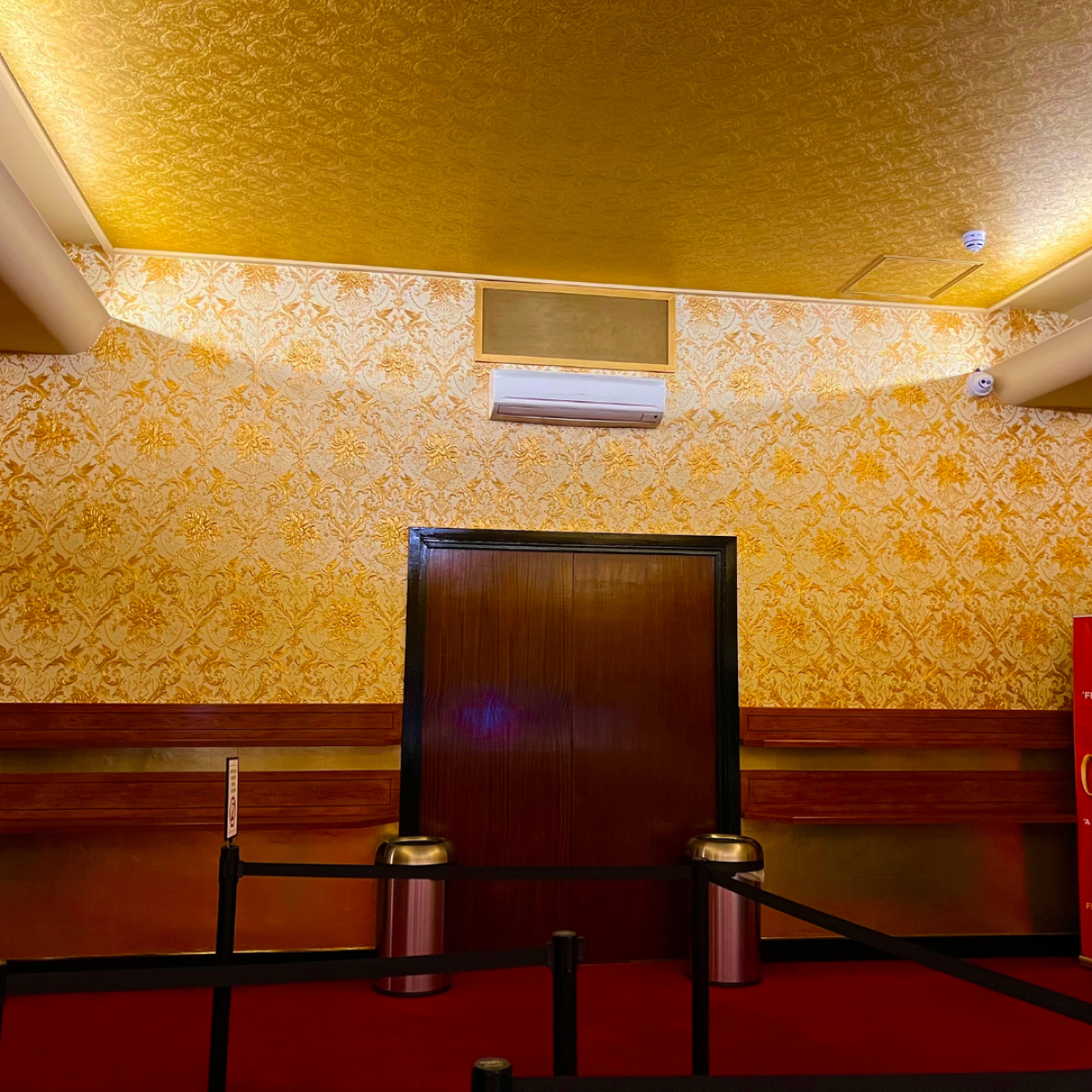 Lyric Theatre