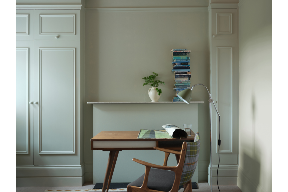 Farrow and Ball Dead Flat