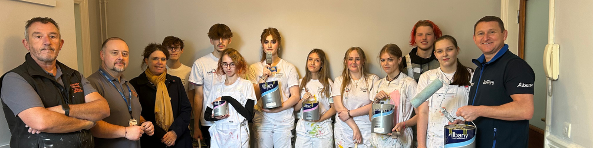 Donating Albany Paint To The Talented Students Of Riverside College