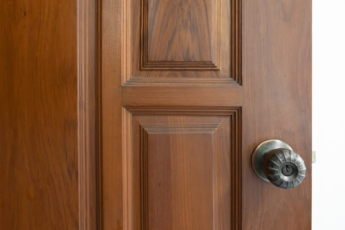 How To Paint Internal Doors