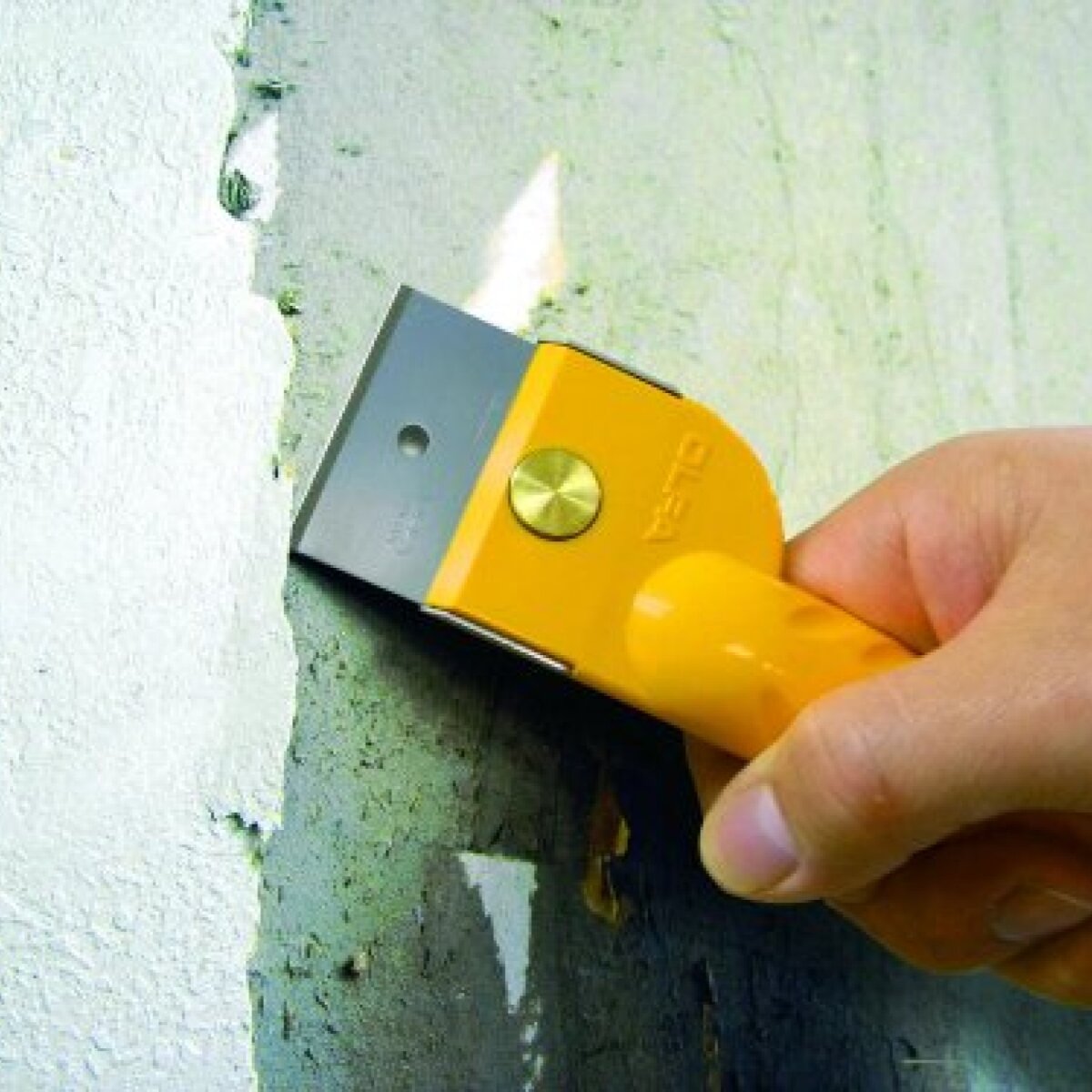 Razor Edged Scraper