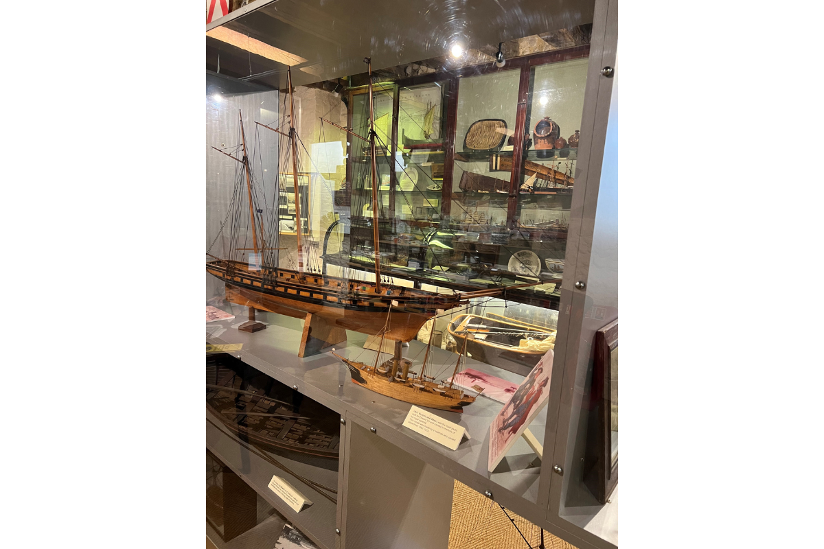 Donating Paint To The Marlipins Museum