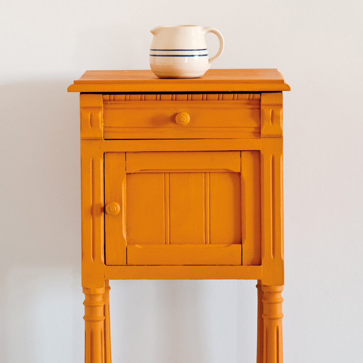 Annie Sloan, Barcelona Orange