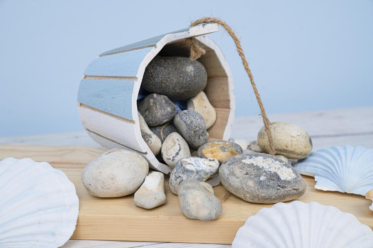 How to Decorate Coastal Properties
