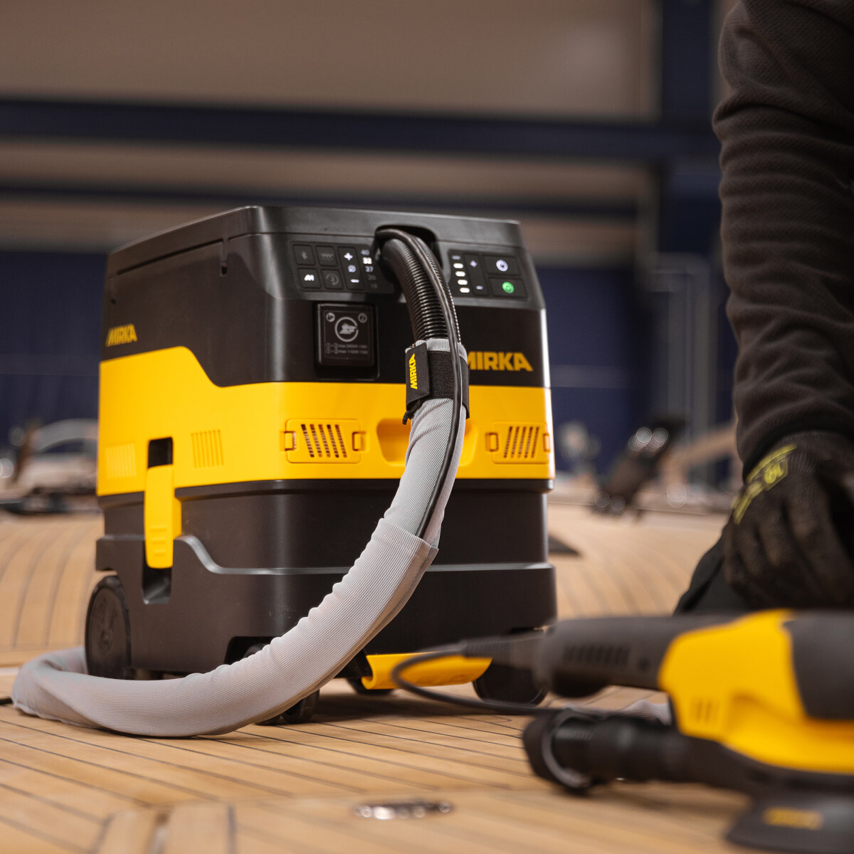 Mirka DEXOS Dust Extractor 1217 M AFC (NG209503205)