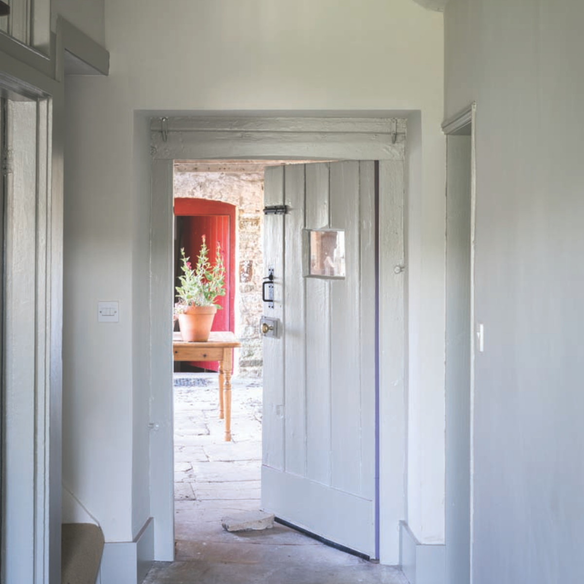 Farrow & Ball, Drop Cloth 283