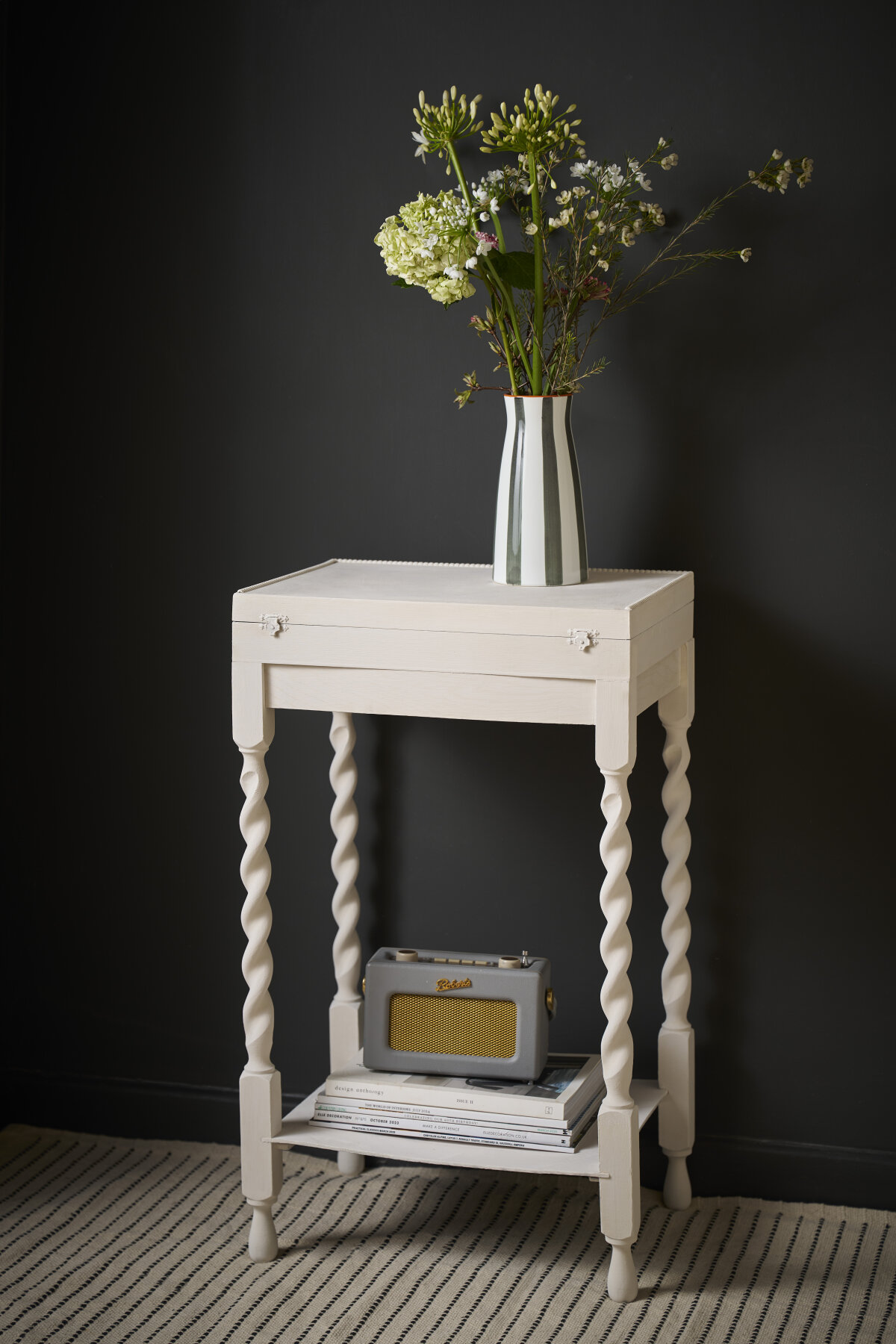 Annie Sloan Launches 5 New Chalk Paint Colours