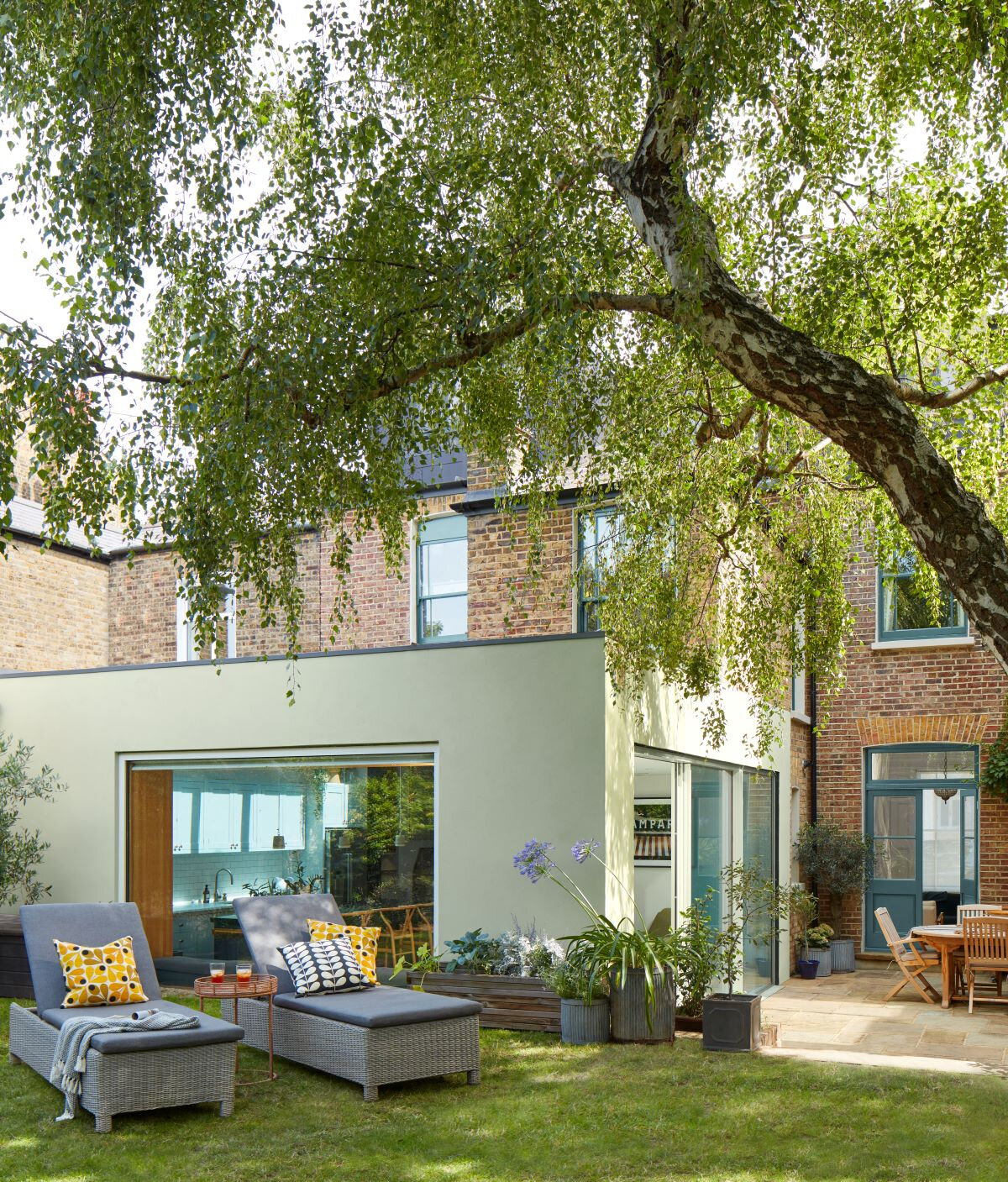 Exterior Colour Combinations With Benjamin Moore