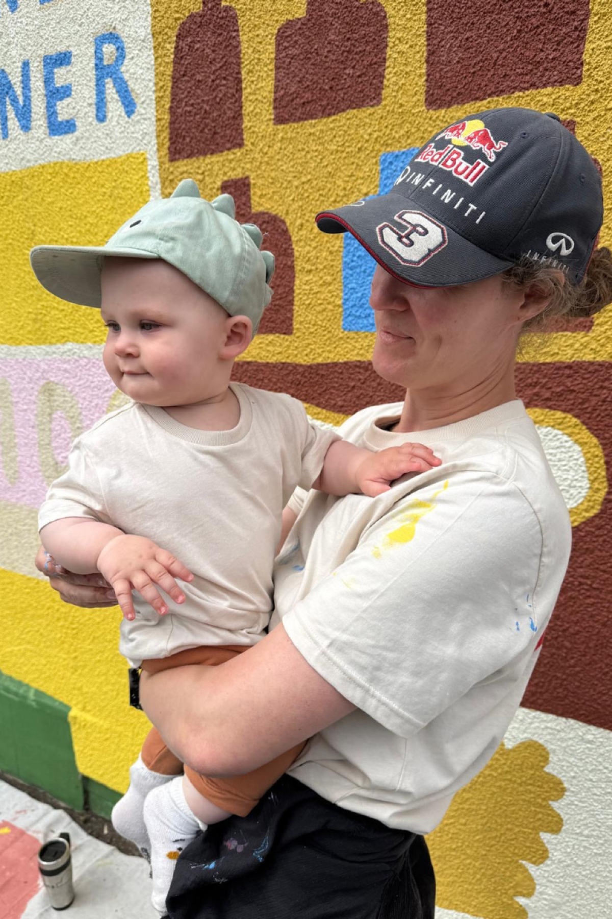 Mama Murals Uses Albany Paints To Connect With The Community