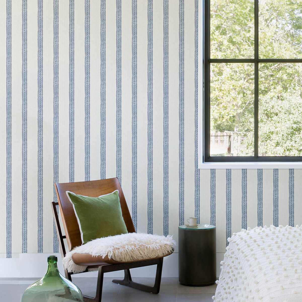 Celebrating Timeless Designs With The New Albany Chesapeake Wallpaper Collection