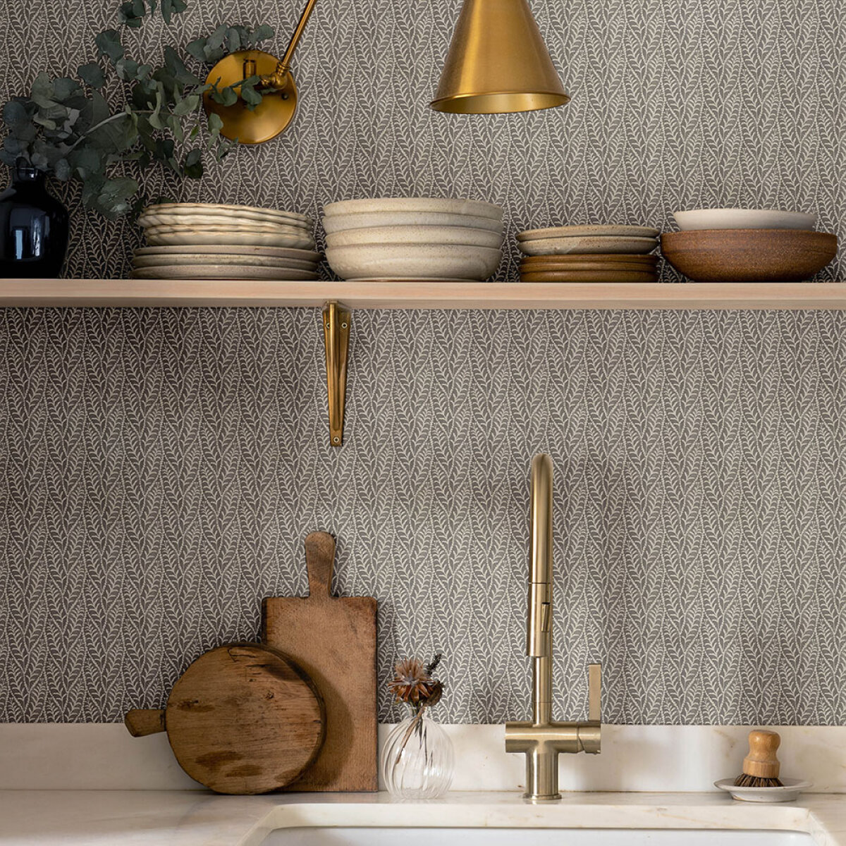 Celebrating Timeless Designs With The New Albany Chesapeake Wallpaper Collection