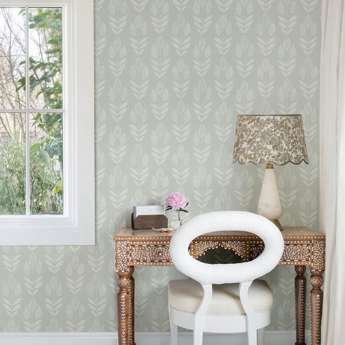 Celebrating Timeless Designs With The New Albany Chesapeake Wallpaper Collection