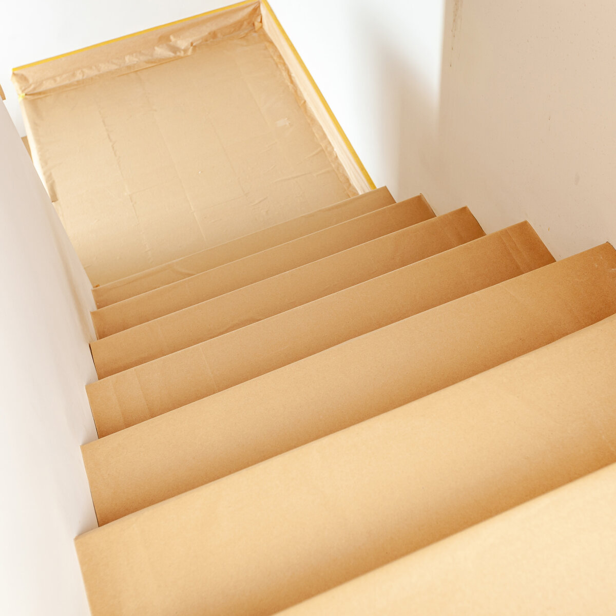 Tesa Self-Adhesive Protection Paper Lifestyle 3
