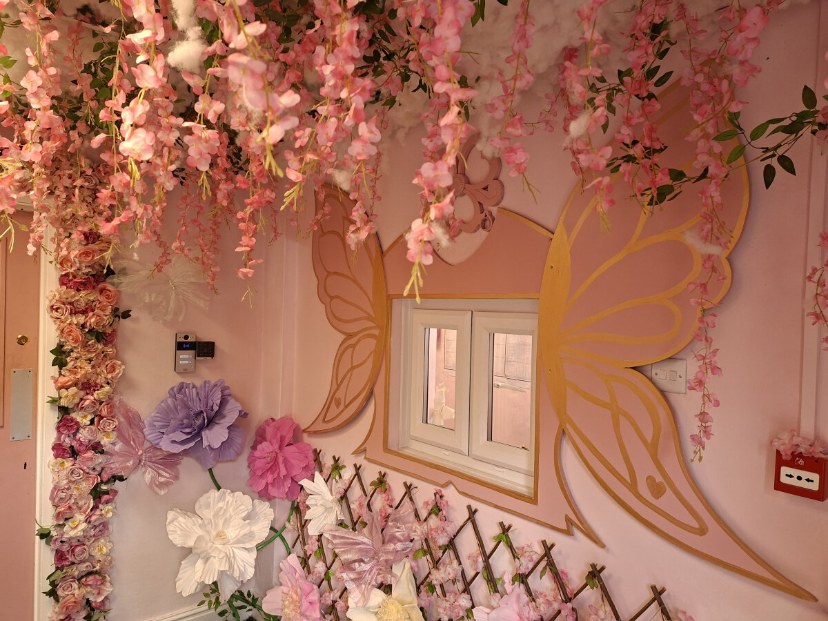 Little Lady Locks Creates Pink Paradise Thanks To Brewers Stockport