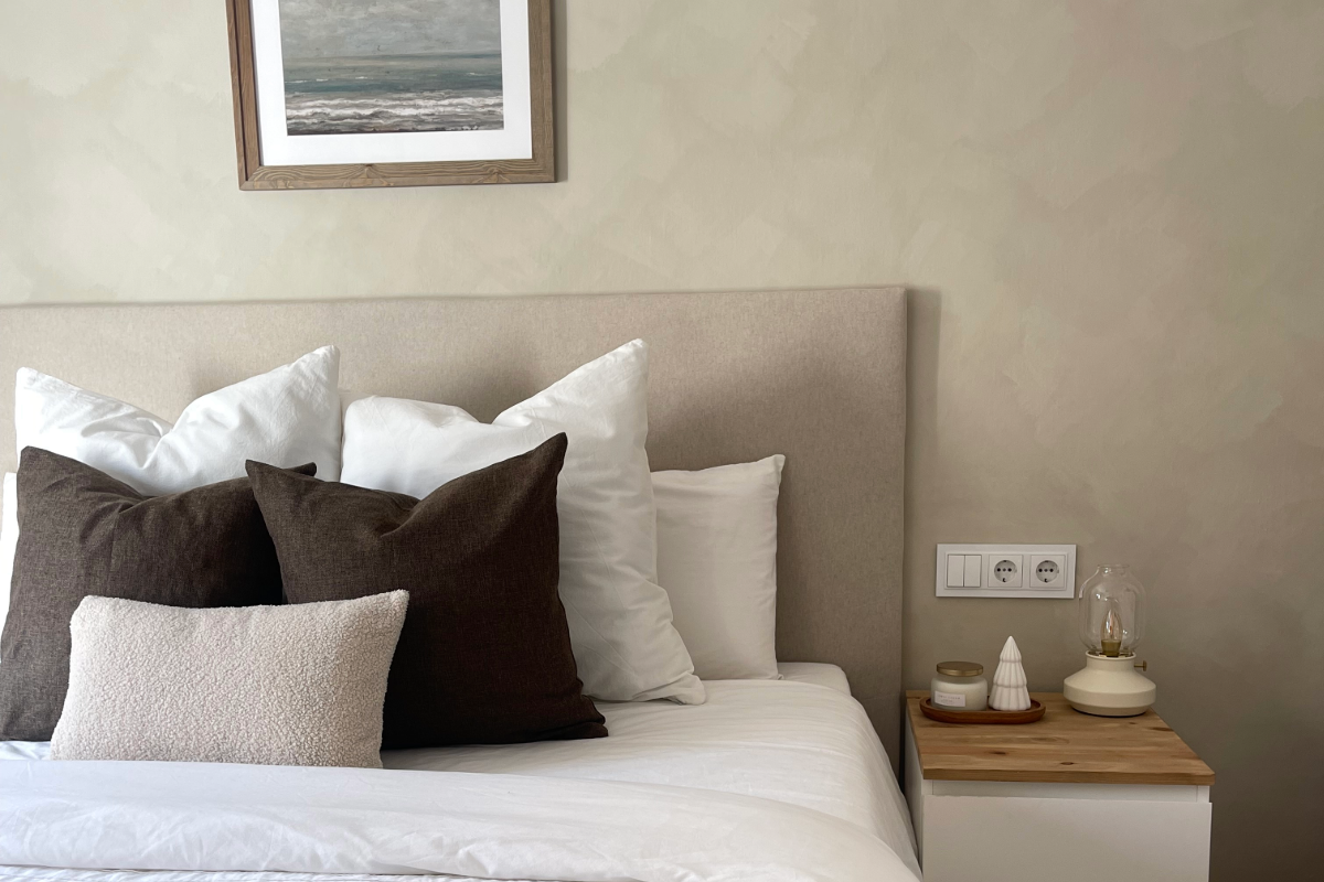 Siena Limewash Paint used in a bedroom
