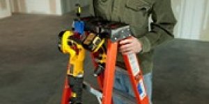 All Werner fibreglass ladders have electrically non-conductive stiles.
