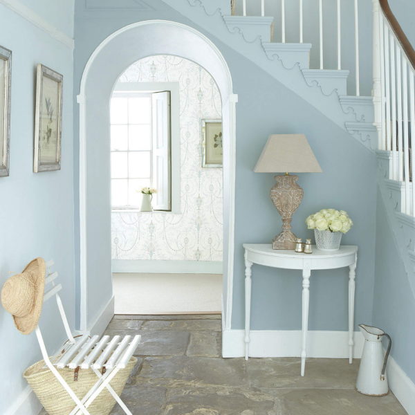 8 Ways To Decorate Your Hallway Brewers Know How The Decorating Knowledge And Advice You Need - Paint Colour Schemes For Hallways